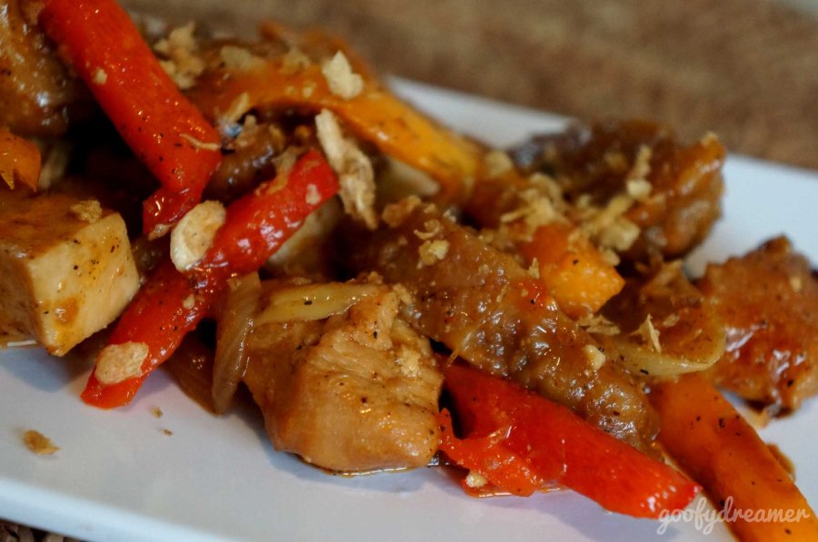 Can you see the chicken? O gosh it makes me hungry immediately!