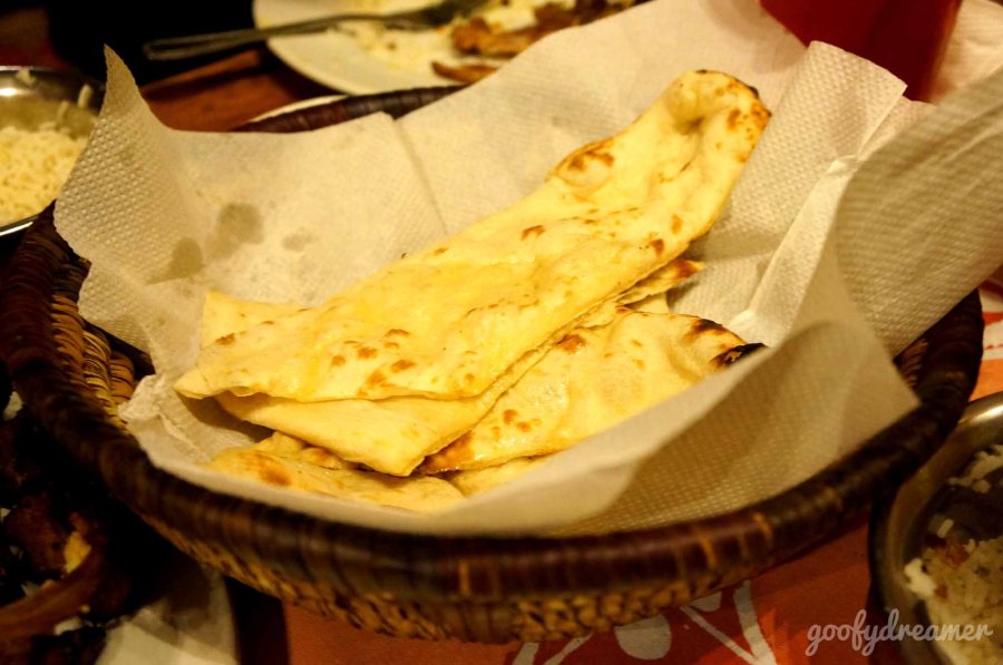 Ini compliment alias gratis, roti canai tipis yang simple and crispy!
